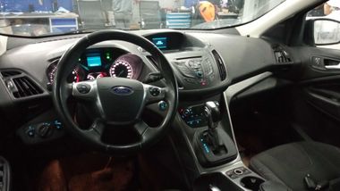 Ford Kuga 2014 года, 66 000 км - вид 6