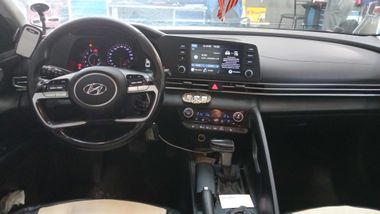 Hyundai Elantra 2021 года, 346 080 км - вид 5