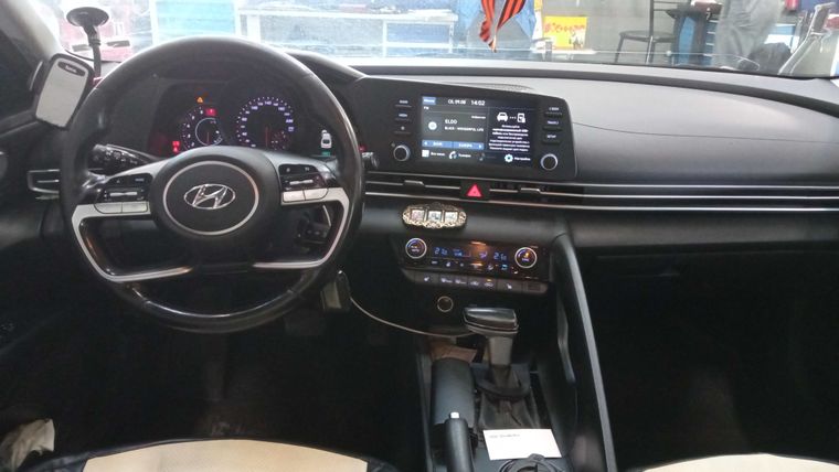 Hyundai Elantra 2021 года, 346 080 км - вид 5