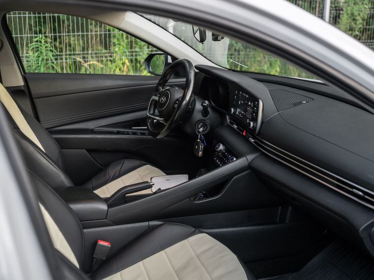 Hyundai Elantra 2021 года, 346 080 км - вид 15