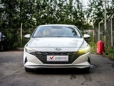 Hyundai Elantra 2021 года, 346 080 км - вид 3