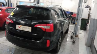 KIA Sorento 2015 года, 108 081 км - вид 4