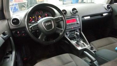 Audi A3 2009 года, 241 170 км - вид 5