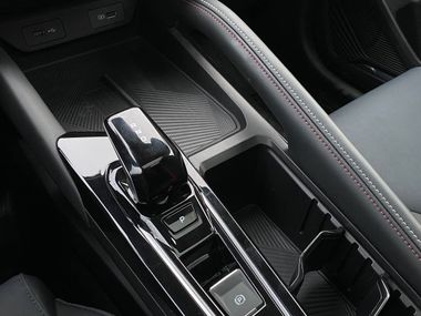 Geely Coolray 2023 года, 4 805 км - вид 13