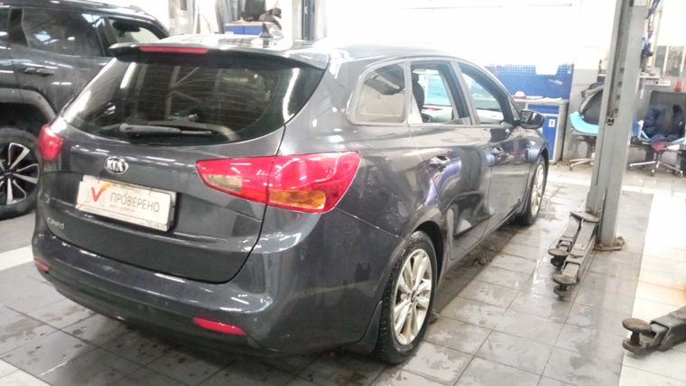Kia Ceed 2017 года, 139 122 км - вид 3