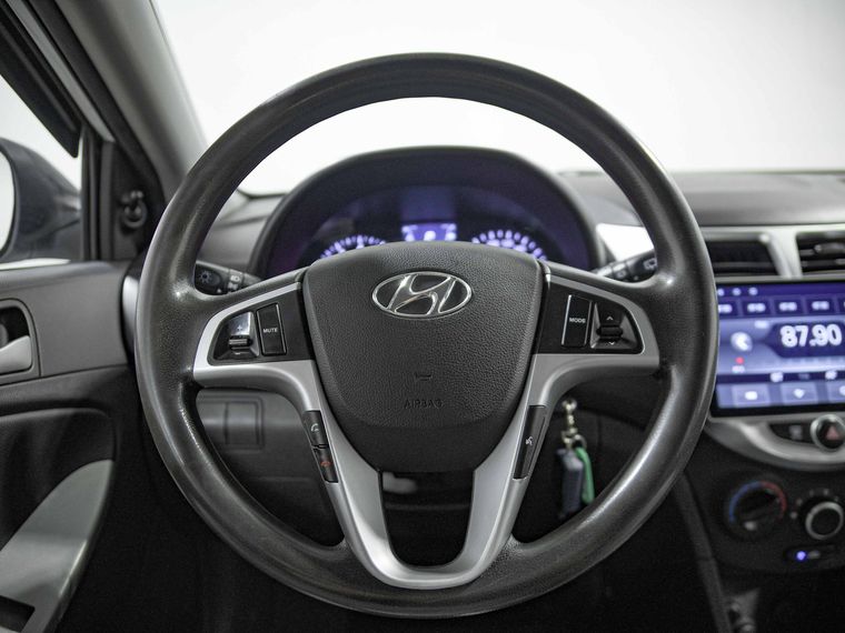 Hyundai Solaris 2013 года, 154 402 км - вид 8