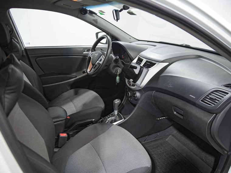 Hyundai Solaris 2013 года, 154 402 км - вид 14