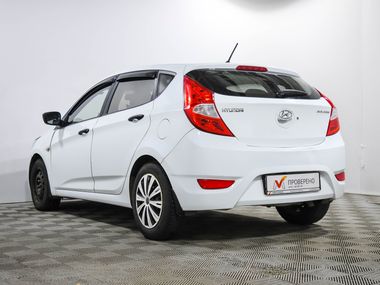 Hyundai Solaris 2013 года, 154 402 км - вид 6