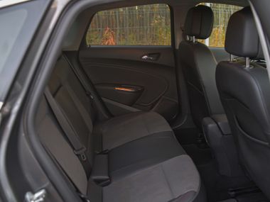 Opel Astra 2012 года, 190 425 км - вид 12