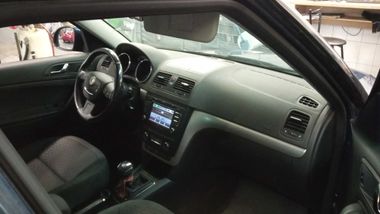 Skoda Yeti 2012 года, 312 669 км - вид 5
