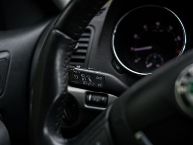 Skoda Yeti 2012 года, 312 669 км - вид 6