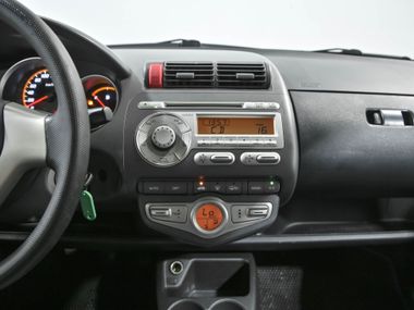 Honda Jazz 2008 года, 218 000 км - вид 9