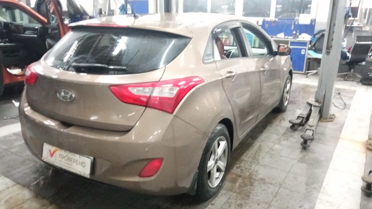 Hyundai i30 2014 года, 167 000 км - вид 3
