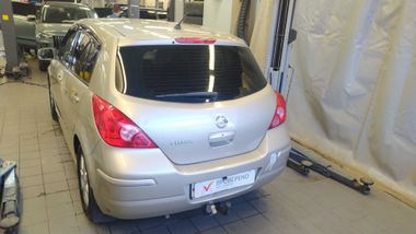 Nissan Tiida 2010 года, 172 096 км - вид 4