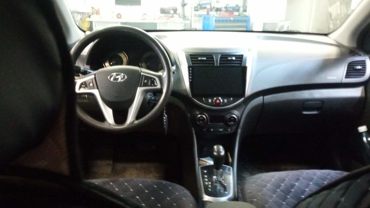 Hyundai Solaris 2013 года, 254 590 км - вид 5