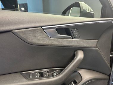 Audi A4 2017 года, 145 168 км - вид 17