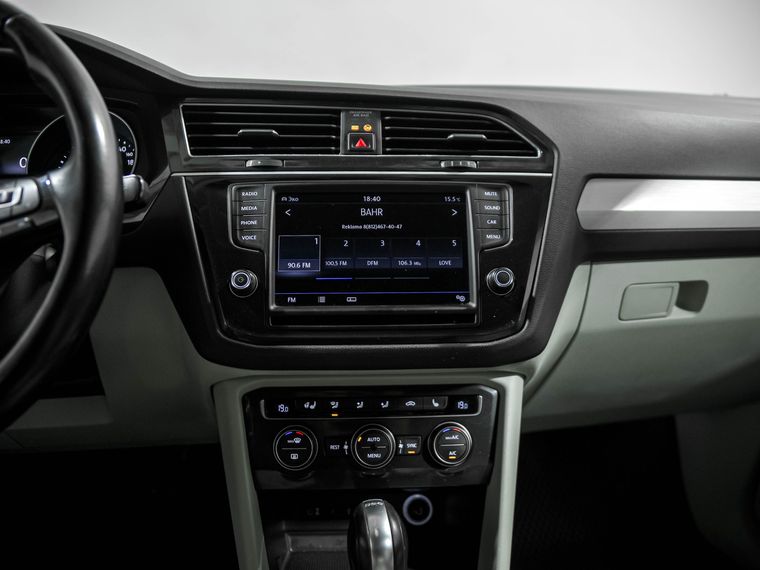 Volkswagen Tiguan 2017 года, 152 847 км - вид 9
