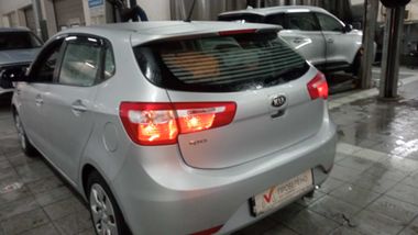 Kia Rio 2013 года, 83 000 км - вид 4