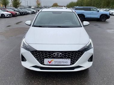 Hyundai Solaris 2021 года, 49 000 км - вид 3