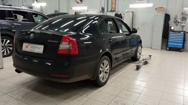 Skoda Octavia 2012 года, 220 688 км - вид 4