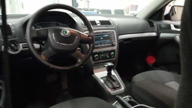 Skoda Octavia 2012 года, 220 688 км - вид 5