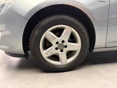 Opel Astra 2011 года, 188 122 км - вид 21