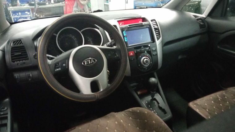 KIA Venga 2012 года, 72 269 км - вид 5