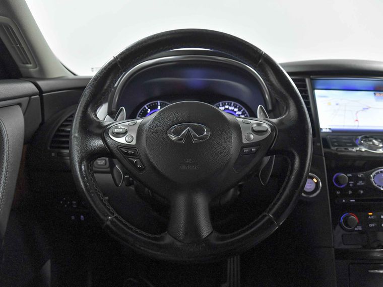 Infiniti QX70 2015 года, 258 746 км - вид 11