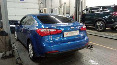 Kia Cerato 2013 года, 155 963 км - вид 4