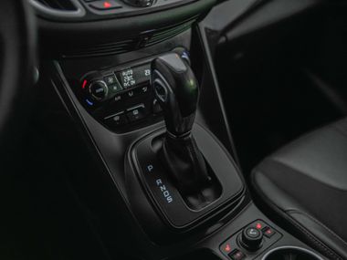 Ford Kuga 2014 года, 127 000 км - вид 9