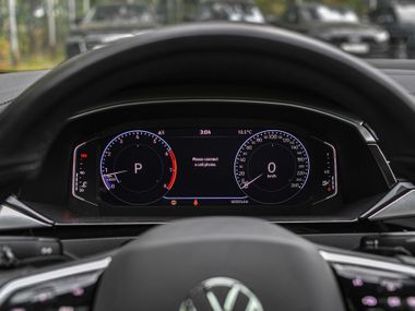 Volkswagen Passat CC 2022 года, 40 325 км - вид 7