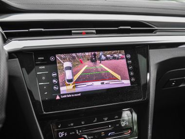Volkswagen Passat CC 2022 года, 40 325 км - вид 9