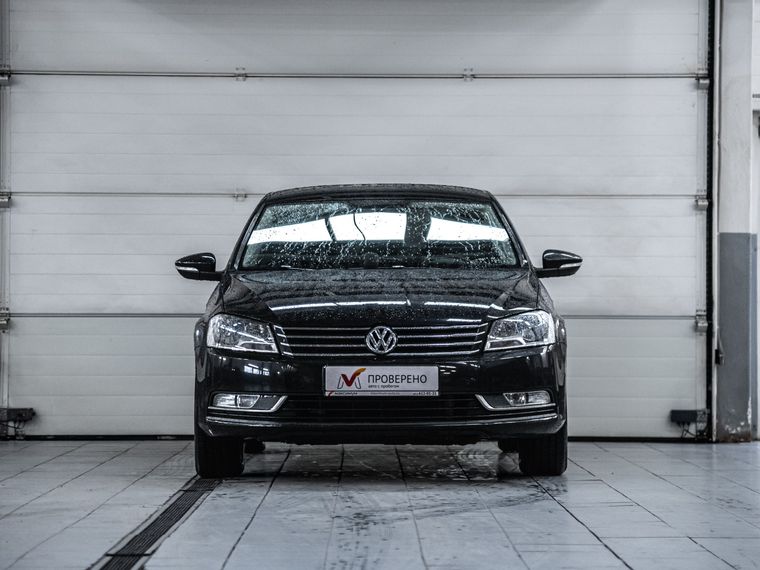 Volkswagen Passat 2011 года, 106 023 км - вид 3