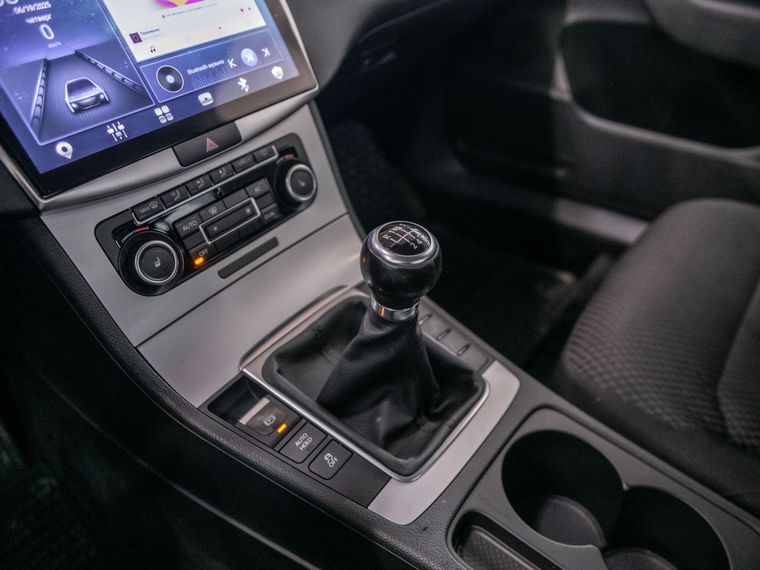 Volkswagen Passat 2011 года, 106 023 км - вид 8