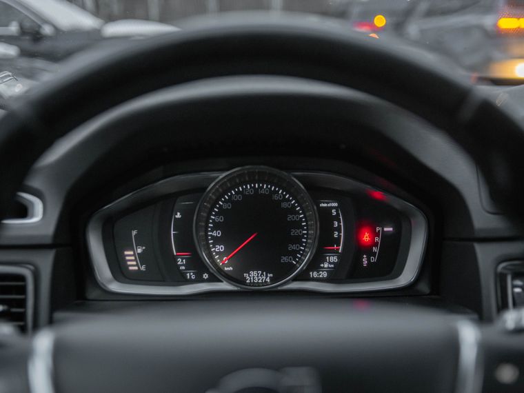 Volvo XC70 2016 года, 213 153 км - вид 5