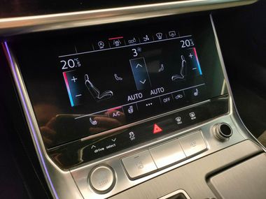 Audi A7 2018 года, 119 922 км - вид 11