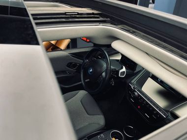 BMW i3 2016 года, 65 703 км - вид 21