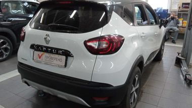 Renault Kaptur 2018 года, 197 613 км - вид 3