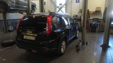 Nissan X-Trail 2013 года, 201 040 км - вид 3