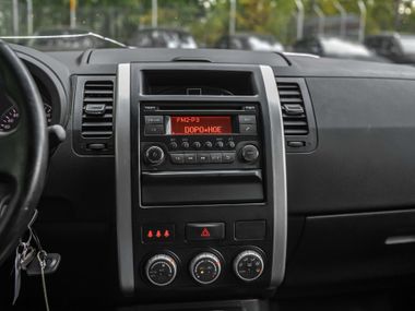 Nissan X-Trail 2013 года, 201 040 км - вид 9