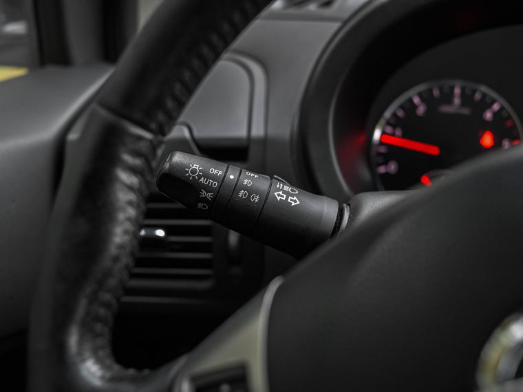 Nissan X-Trail 2013 года, 201 040 км - вид 6