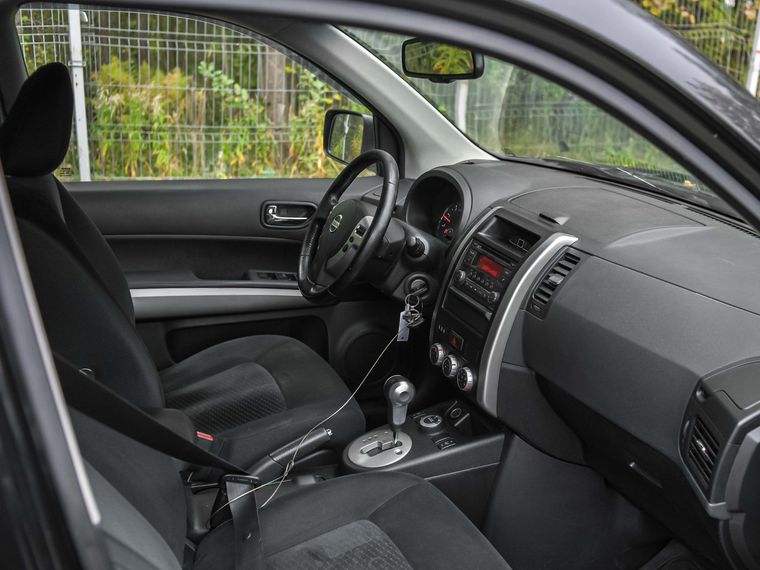 Nissan X-Trail 2013 года, 201 040 км - вид 16