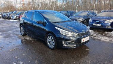 KIA Ceed 2017 года, 135 568 км - вид 3