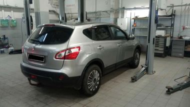 Nissan Qashqai 2013 года, 157 689 км - вид 3