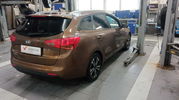 Kia Ceed 2017 года, 290 884 км - вид 3