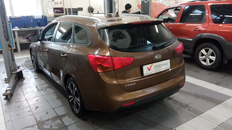 Kia Ceed 2017 года, 290 884 км - вид 4