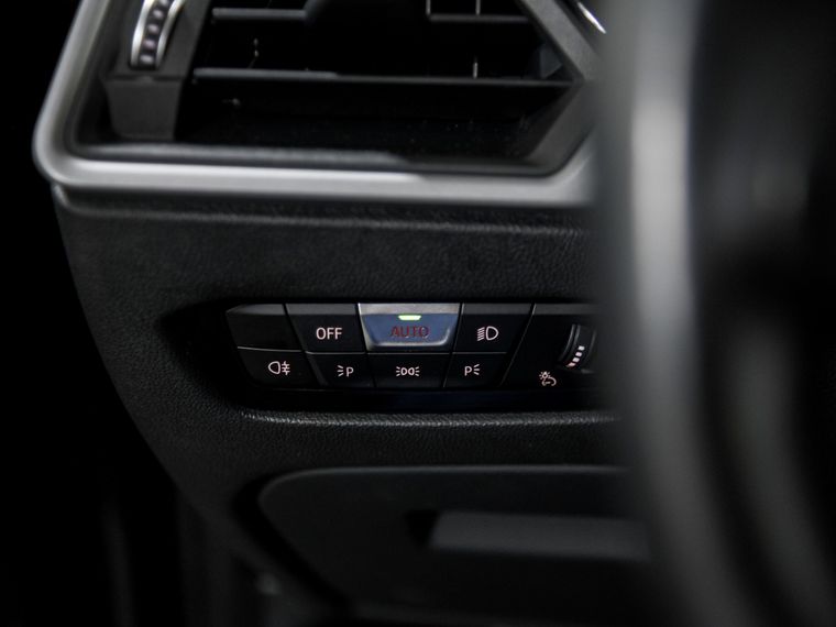 BMW 3 серия 2020 года, 170 292 км - вид 14