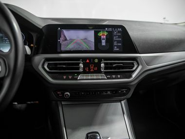BMW 3 серия 2020 года, 170 292 км - вид 11