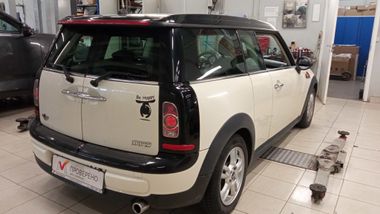 MINI Cooper Clubman 2013 года, 164 000 км - вид 3