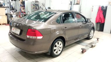 Volkswagen Polo 2015 года, 217 000 км - вид 3